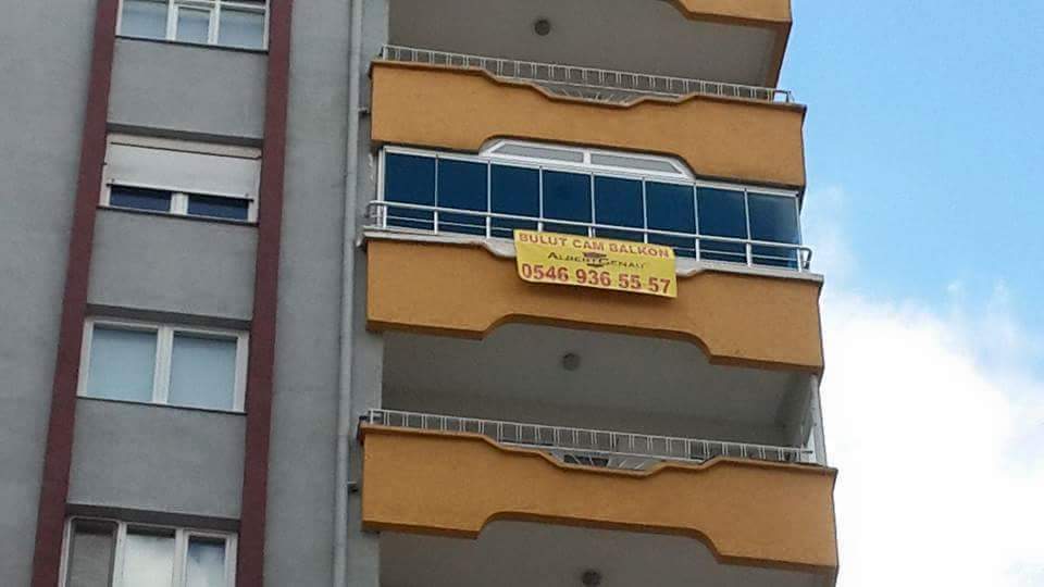 Cam Balkon